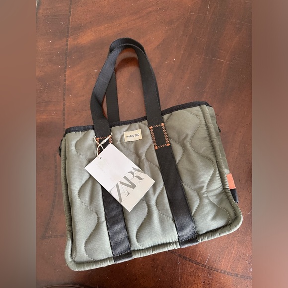 ✨SALE✨ ZARA KIDS/ QUILTED TOTE BAG ✨SALE✨ - Picture 5 of 9